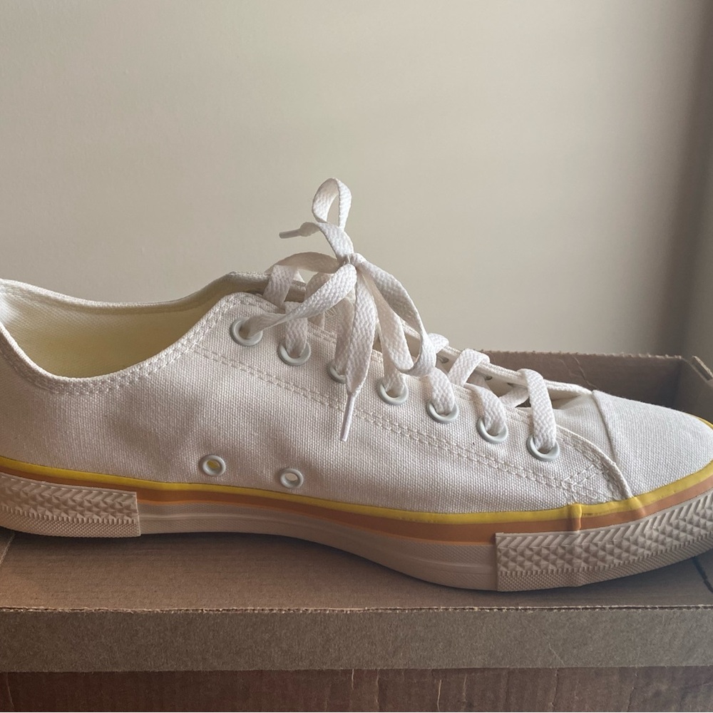 Converse White Canvas Sneakers with Yellow Trim
